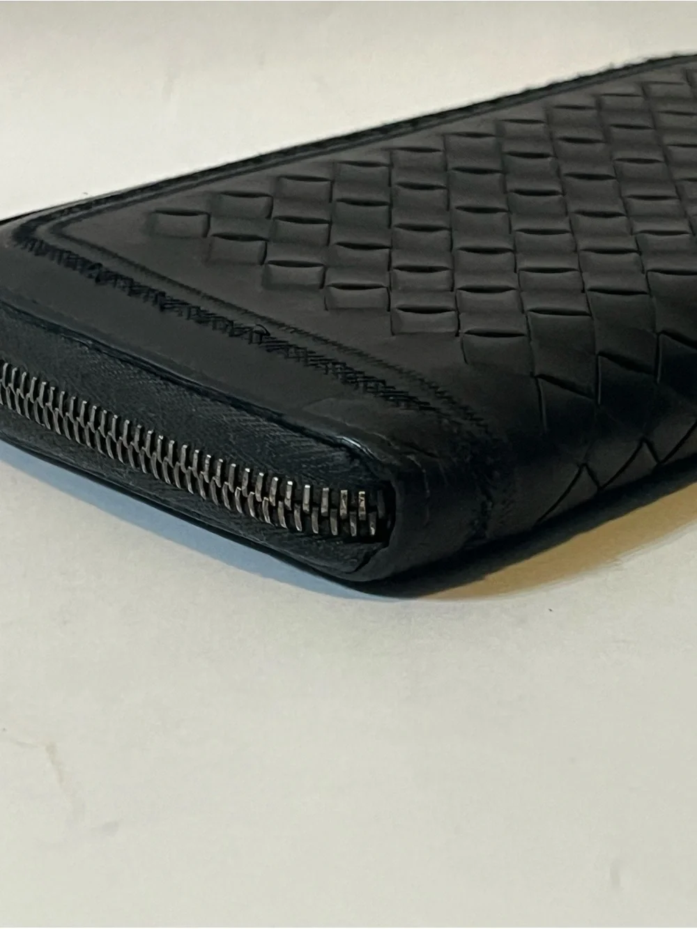 Bottega Veneta Intrecciato Woven Leather Zip Wallet Black 🇮🇹